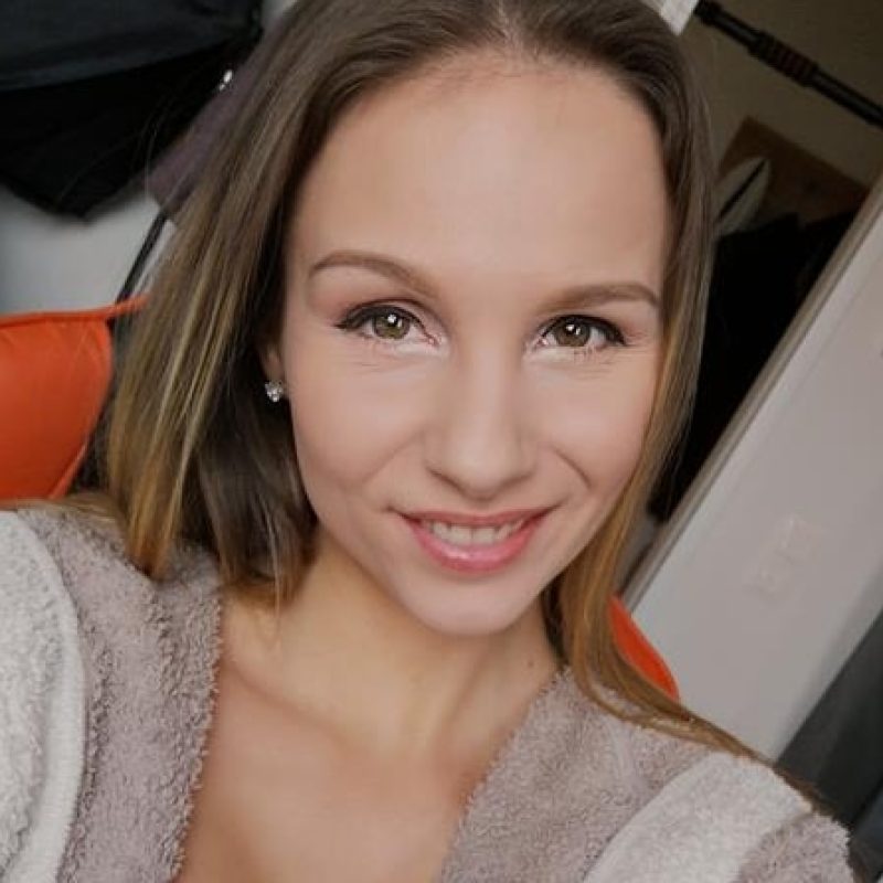 Hübsche Chatgirls online im Erotikchat